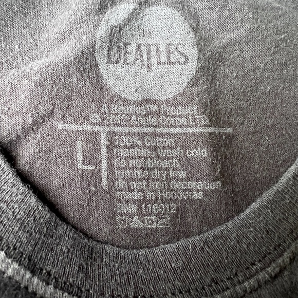 THE BEATLES GRAPHIC TEE Official Merchandise Men’s /Women’s Large - Picture 4 of 6